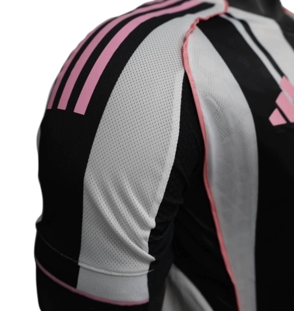 Camisa Juventus I 25/26 - Jogador Adidas Masculina